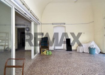 Stanza vuota - Negozio Via Messina
 
545, Catania - foto 15