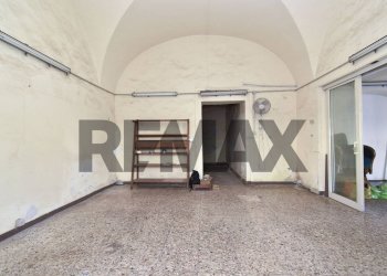 Stanza vuota - Negozio Via Messina
 
545, Catania - foto 17