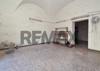 Stanza vuota - Negozio Via Messina
 
545, Catania - foto 18