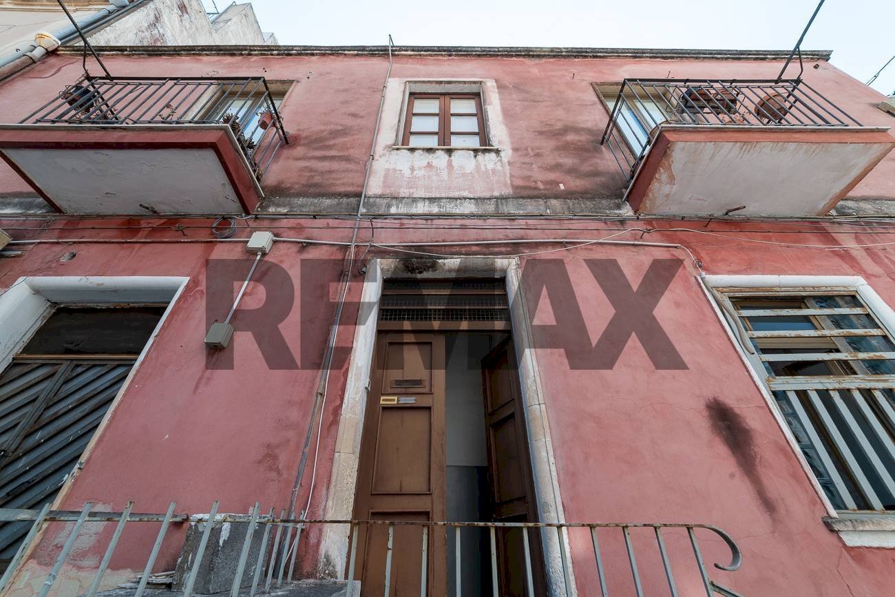 Edificio all\'aperto - Casa indipendente Via Tommaso Tedeschi
 
5, Catania - foto 2