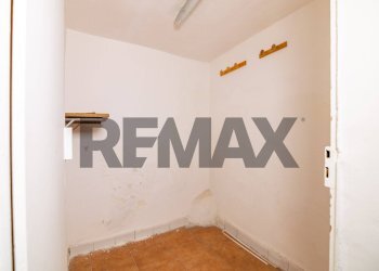 Stanza vuota - Quadrilocale Via Ospedale Vecchio
 
2, Catania - foto 24