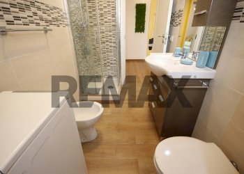 Bagno - Bilocale Piazza Ragusa
42, Roma - foto 12