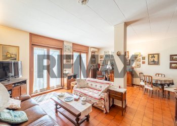 Sala da pranzo - Quadrilocale Via Guido Da Verona
70, Roma - foto 3