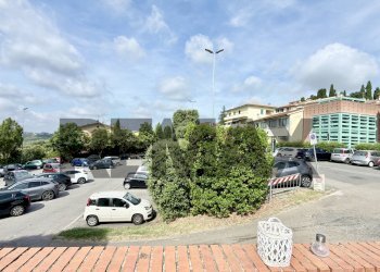 Edificio all\'aperto - Attività Commerciale Via Provinciale Cerretese
4, Cerreto Guidi - foto 19