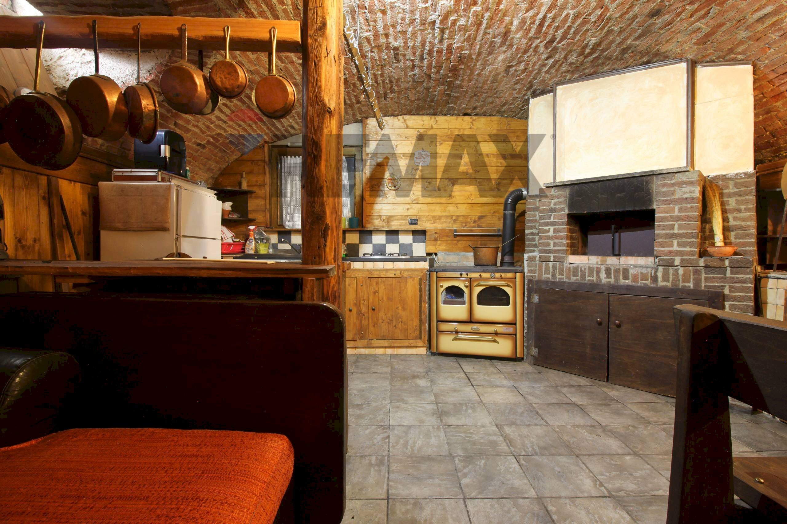 Soggiorno - Semi-detached house Via Caviglione
59, Pont-Canavese - photo 2