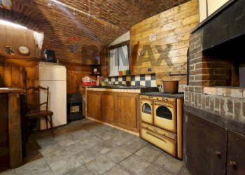 Cucina - Semi-detached house Via Caviglione
 
59, Pont-Canavese - photo 4