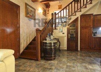 Scale - Semi-detached house Via Caviglione
 
59, Pont-Canavese - photo 6