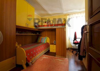 Camera / camera da letto - Semi-detached house Via Caviglione
 
59, Pont-Canavese - photo 17