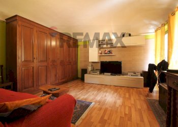 Soggiorno - Semi-detached house Via Caviglione
 
59, Pont-Canavese - photo 25