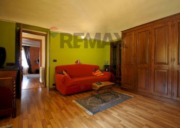 Soggiorno - Semi-detached house Via Caviglione
 
59, Pont-Canavese - photo 26