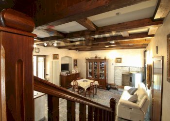 Soggiorno - Semi-detached house Via Caviglione
 
59, Pont-Canavese - photo 32