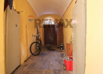 Hall / corridoio - Semi-detached house Via Caviglione
 
59, Pont-Canavese - photo 37