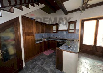 Cucina - Semi-detached house Via Caviglione
 
59, Pont-Canavese - photo 51