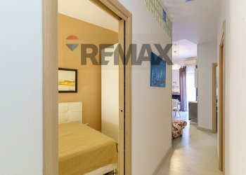 Hall / corridoio - Bilocale via Laghini
 
251, Giardini-Naxos - foto 2