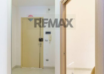 Hall / corridoio - Bilocale via Laghini
 
251, Giardini-Naxos - foto 3