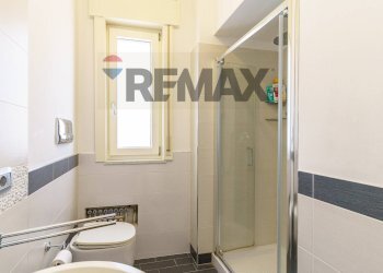 Bagno - Bilocale via Laghini
 
251, Giardini-Naxos - foto 10