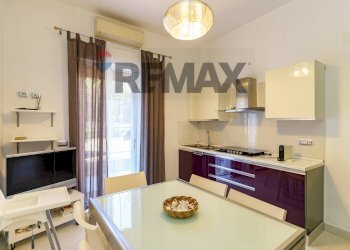Cucina - Bilocale via Laghini
 
251, Giardini-Naxos - foto 16