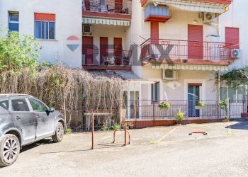 Edificio all\'aperto - Bilocale via Laghini
 
251, Giardini-Naxos - foto 29