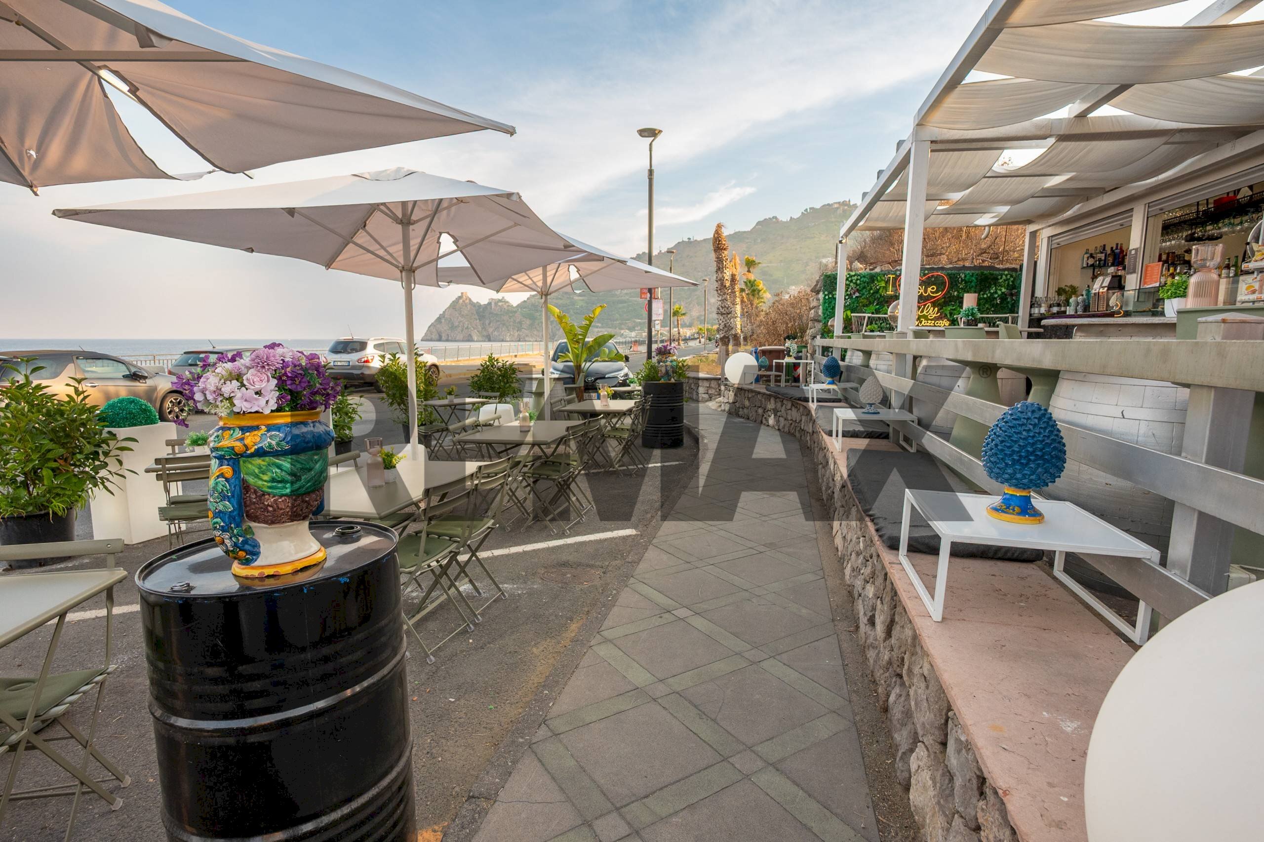 Terrazza - Commercial Activity via lungo mare
 
86, Sant'Alessio Siculo - photo 3