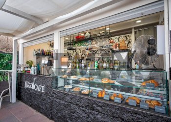 Soggiorno - Commercial Activity via lungo mare
86, Sant'Alessio Siculo - photo 1