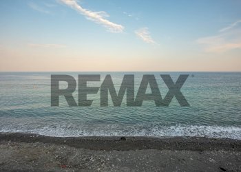 Vista dell\'acqua - Commercial Activity via lungo mare
86, Sant'Alessio Siculo - photo 11
