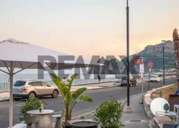 Edificio all\'aperto - Commercial Activity via lungo mare
86, Sant'Alessio Siculo - photo 25