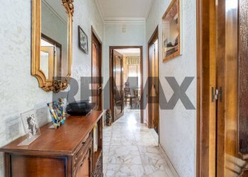 Hall / corridoio - Quadrilocale Via Carrubella
 
10 A, Catania - foto 16