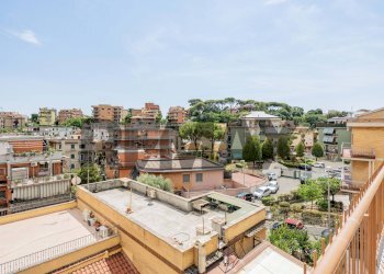 Edificio all\'aperto - Trilocale Via Di Vigna Consorti
32, Roma - foto 36