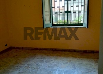 Stanza vuota - Casa semi indipendente via nazionale
 
35, Acireale - foto 7