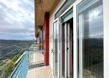 Balcone - Three-room apartment via Rimembranze
 
70, Mineo - photo 13