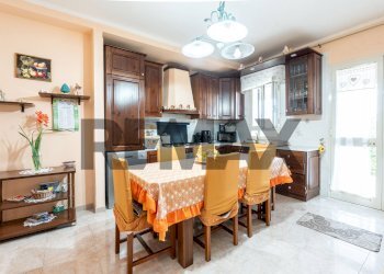 Cucina - Terraced Villa via sternazza
 
11, Augusta - photo 35