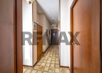 Hall / corridoio - Apartment Via  Verga
 
2, Mirandola - photo 24