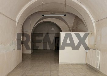 Hall / corridoio - Two-room apartment De NIcastri
 
30, Lucera - photo 4