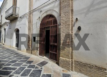 Edificio all\'aperto - Two-room apartment De NIcastri
 
30, Lucera - photo 13
