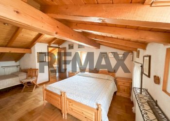 Camera / camera da letto - Casa semi indipendente BAROSTRO
 
SNC, Brallo di Pregola - foto 12