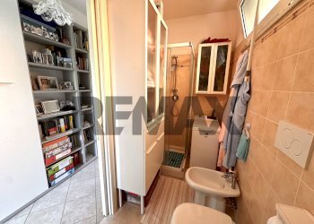 Bagno - Two-room apartment Via Emanuele Fava
 
2, Savona - photo 22