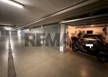 Parcheggio - Two-room apartment Via Emanuele Fava
 
2, Savona - photo 32