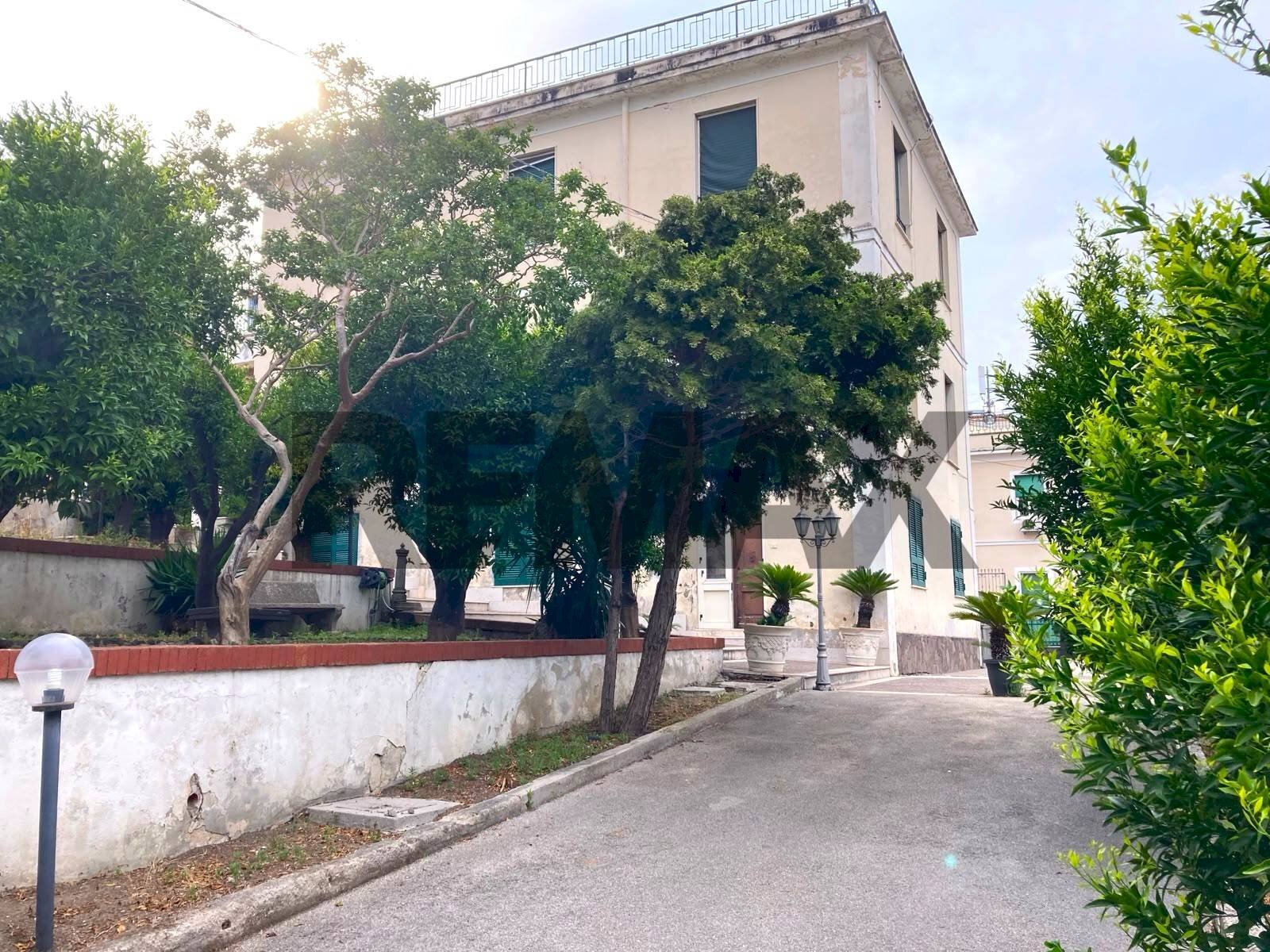 Edificio all\'aperto - Independent house via Marconi
1, Sant'Anastasia - photo 3