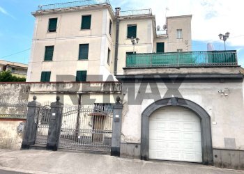 Edificio all\'aperto - Independent house via Marconi
 
1, Sant'Anastasia - photo 2