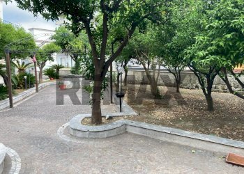 Edificio all\'aperto - Independent house via Marconi
 
1, Sant'Anastasia - photo 31