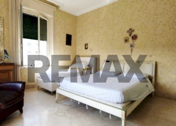 Camera / camera da letto - Casa indipendente via Marconi
 
1, Sant'Anastasia - foto 25