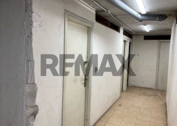 Hall / corridoio - Apartment via e. de filippo
 
9, Sant'Anastasia - photo 31