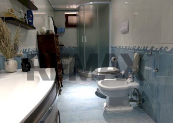 Bagno - Apartment via e. de filippo
 
9, Sant'Anastasia - photo 21