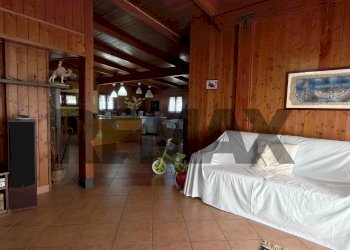 Soggiorno - Apartment via e. de filippo
 
9, Sant'Anastasia - photo 33