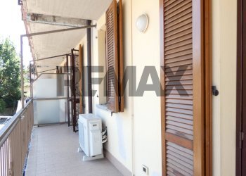 Balcone - Three-room apartment via verdi
 
14/a, Giussago - photo 31