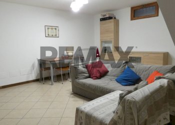 Sala da pranzo - Three-room apartment via verdi
 
14/a, Giussago - photo 46