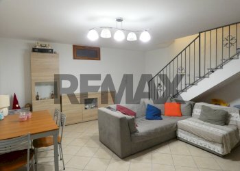 Sala da pranzo - Three-room apartment via verdi
 
14/a, Giussago - photo 48