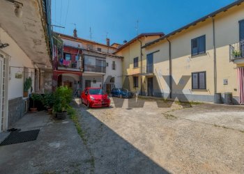 Edificio all\'aperto - Three-room apartment VIA CANTU
 
15, Cassano Magnago - photo 5