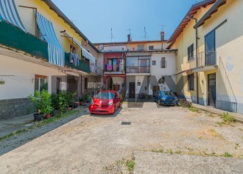Edificio all\'aperto - Three-room apartment VIA CANTU
 
15, Cassano Magnago - photo 6