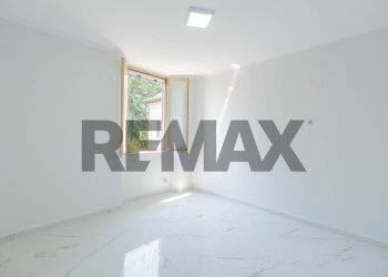 Stanza vuota - Three-room apartment VIA CANTU
 
15, Cassano Magnago - photo 12